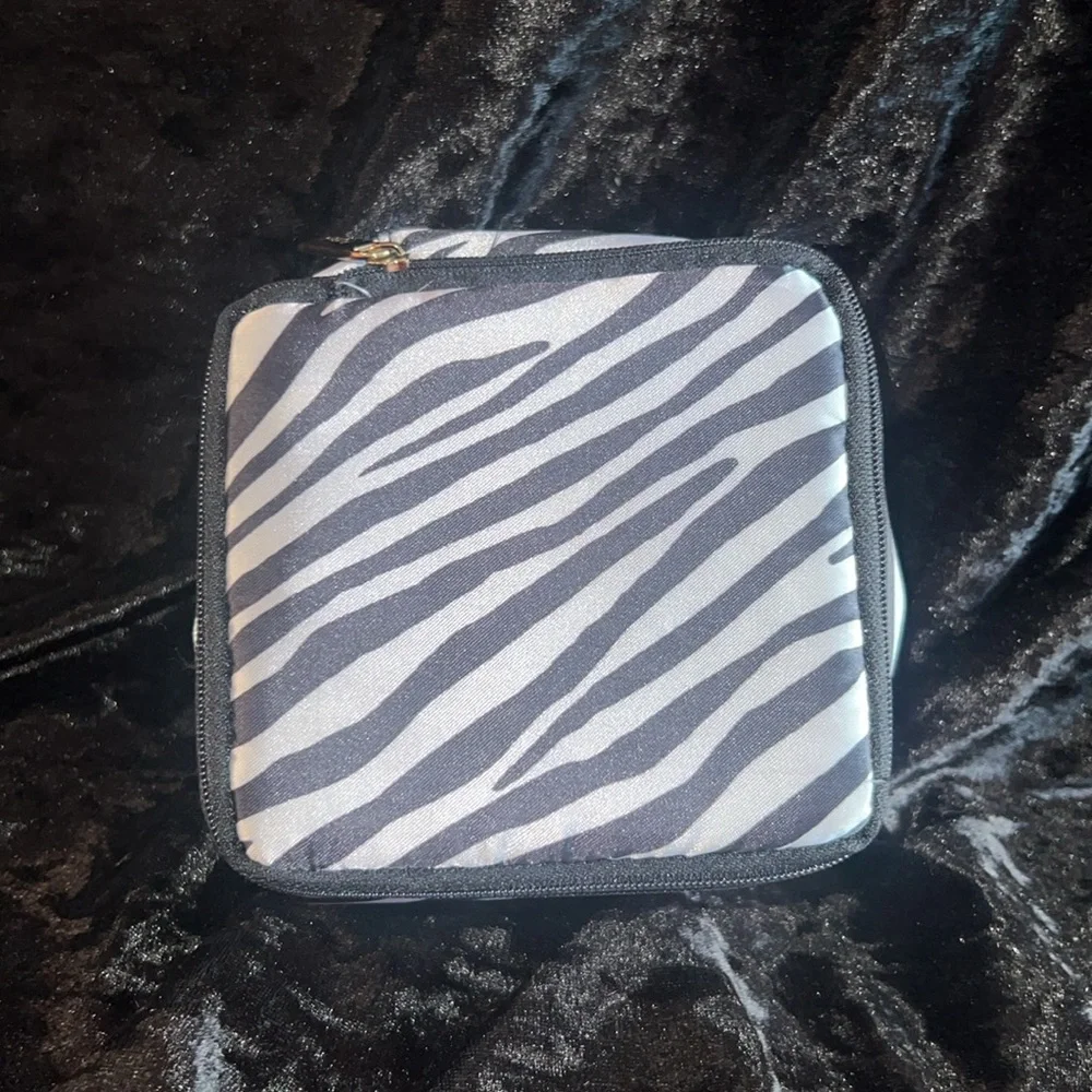 PurseN Jewelry Holder - Picture 12 of 14